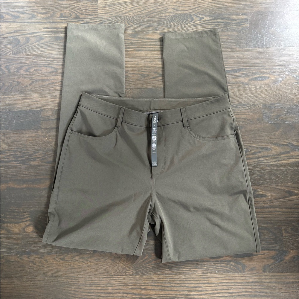 Vuori Meta pants, Olive Green 33x32